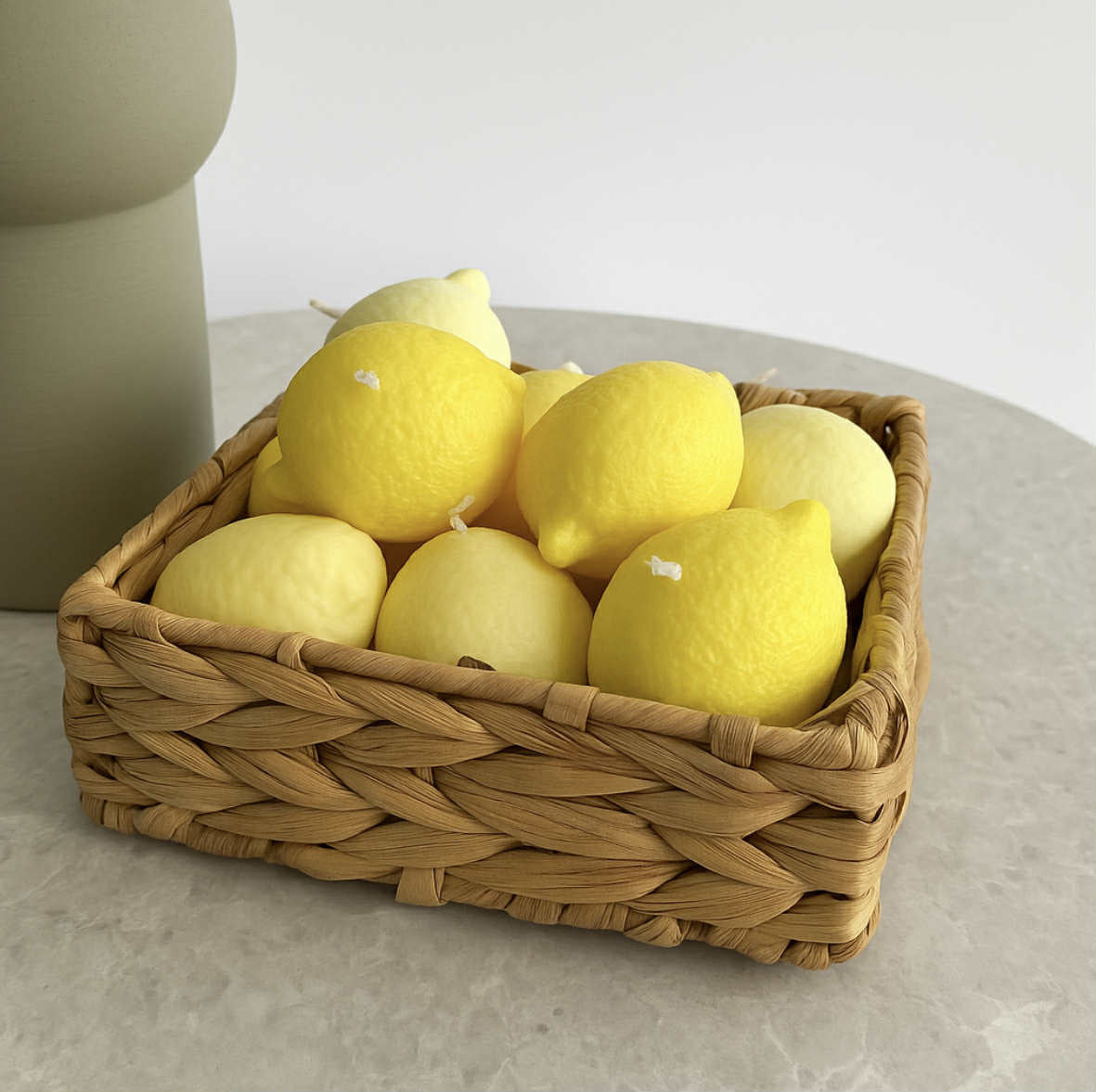 Lemon candle